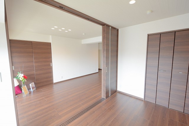 青葉台フラワーマンション 洋室②