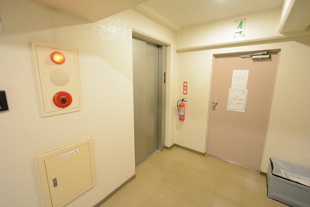 日興パレス西荻窪 内廊下