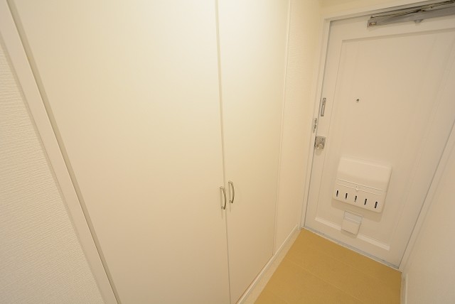 日興パレス文京 玄関