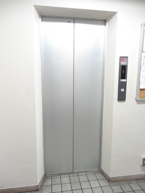 ファミール太子堂　エレベーター