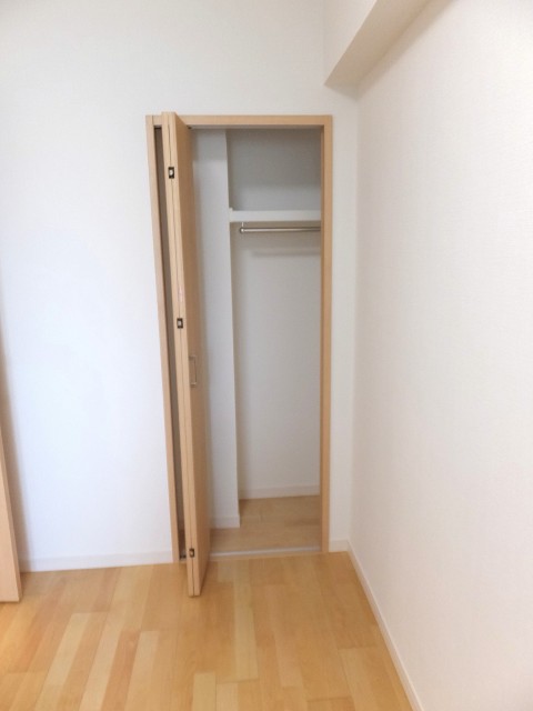 キャニオングランデ荻窪　洋室1