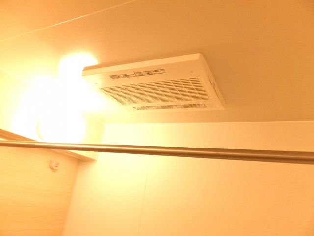 キャニオングランデ荻窪　浴室乾燥機