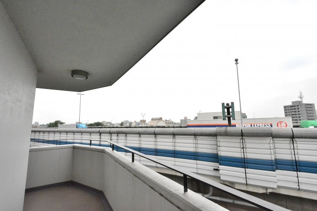 中銀桜新町マンシオン　外廊下