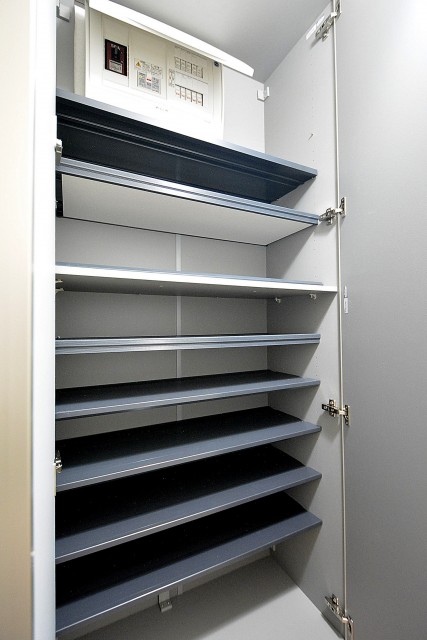 赤坂アーバンライフ　シューズBOX