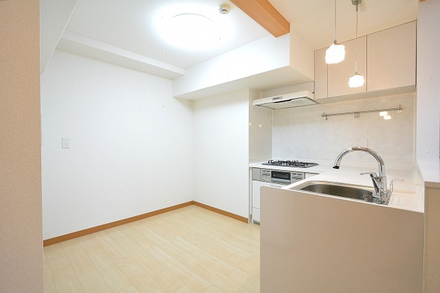 赤坂アーバンライフ　キッチン