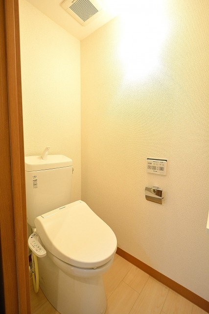 赤坂アーバンライフ　トイレ
