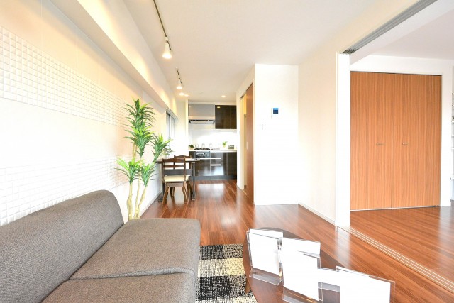 中銀桜新町マンシオン　リビングダイニングキッチン