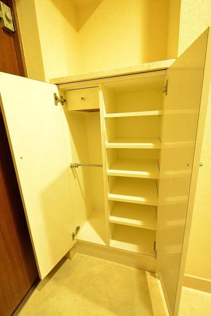 赤坂ハイツ　玄関