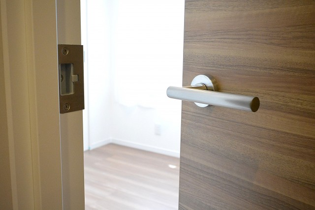 藤和大久保コープ　4.5帖ベッドルームドア