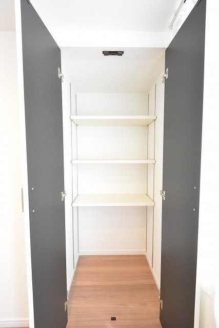 藤和大久保コープ　13.9帖のＬＤＫ　収納