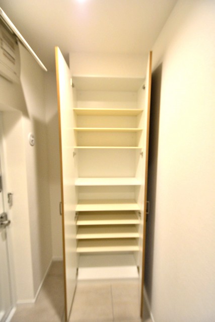 第一北烏山ヒミコマンション　シューズボックス