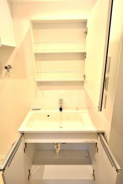 第一北烏山ヒミコマンション　洗面台