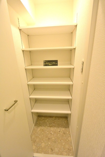 砧グリーンハイム第二　シューズボックス