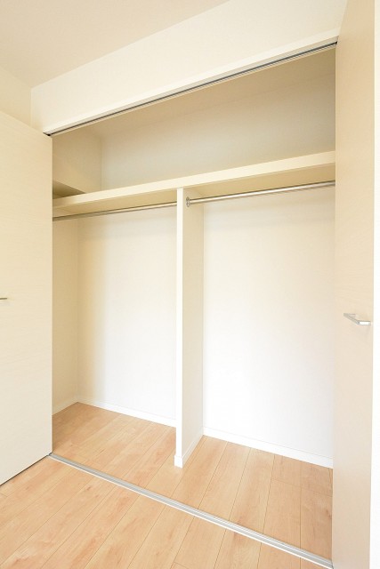 目白ハイツ　5.5帖の洋室クローゼット