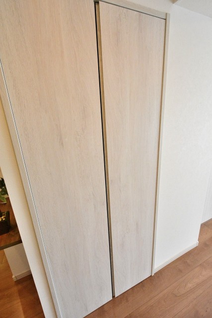 駒沢オリンピックマンション　リビング収納