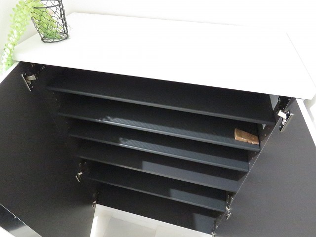 秀和南大井レジデンス　シューズボックス