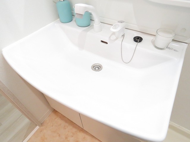 秀和南大井レジデンス　洗面化粧台