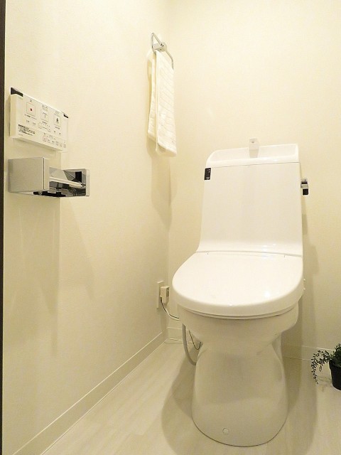 大森パークハイツ　ウォシュレット付きトイレ