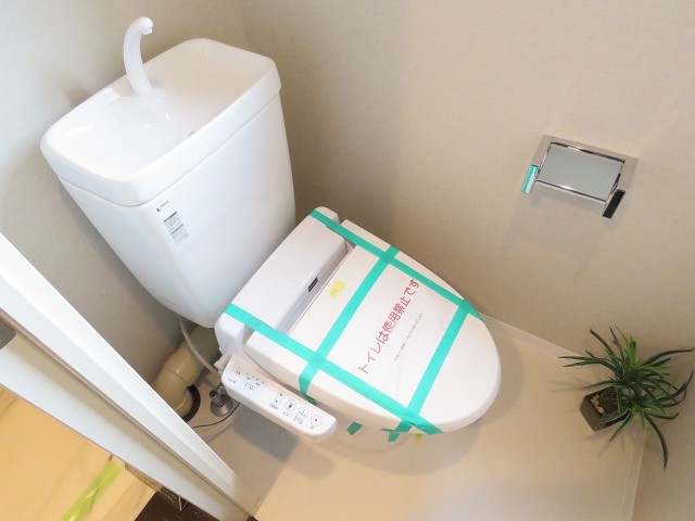 フィース駒込六義園　ウォシュレット付きトイレ