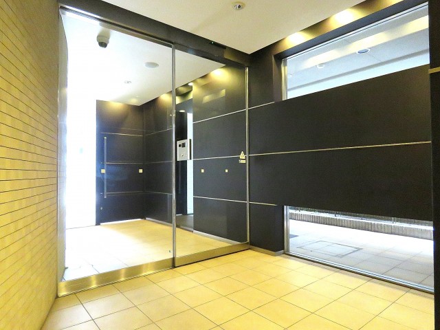 フィース駒込六義園　エントランス