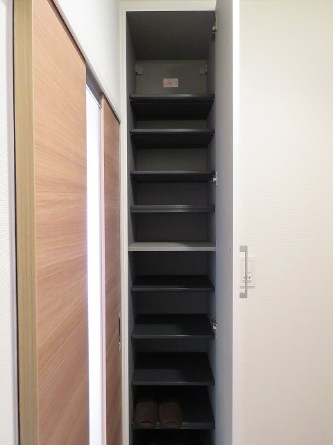 ワコーレ大塚　シューズＢＯＸ