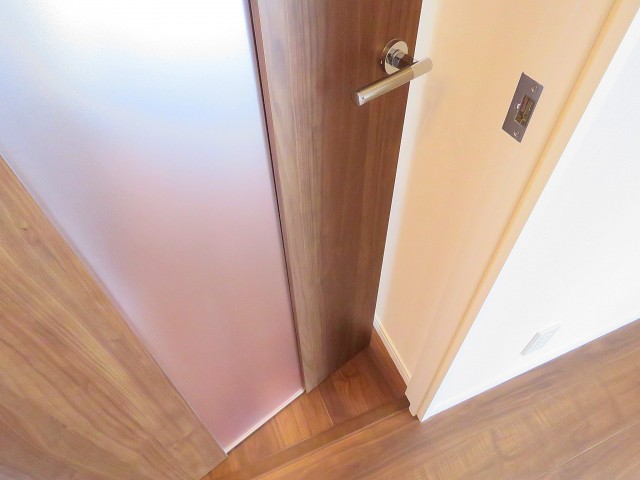 ファミール太子堂　ＬＤＫ扉