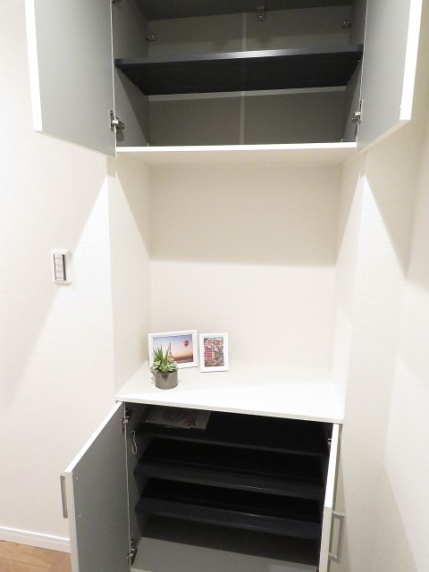 キャッスル世田谷　シューズボックス