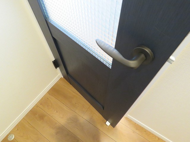 キャッスル世田谷　LDK扉