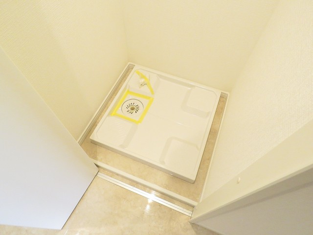 碑文谷マンション　洗濯機置場