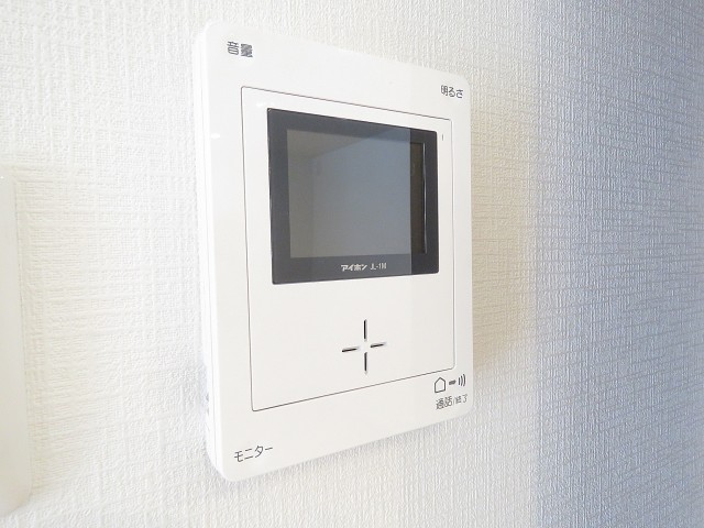 碑文谷マンション　ＴＶモニター付きインターホン