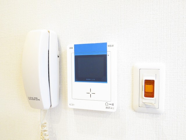 サングリア中目黒　TVモニター付きインターホン