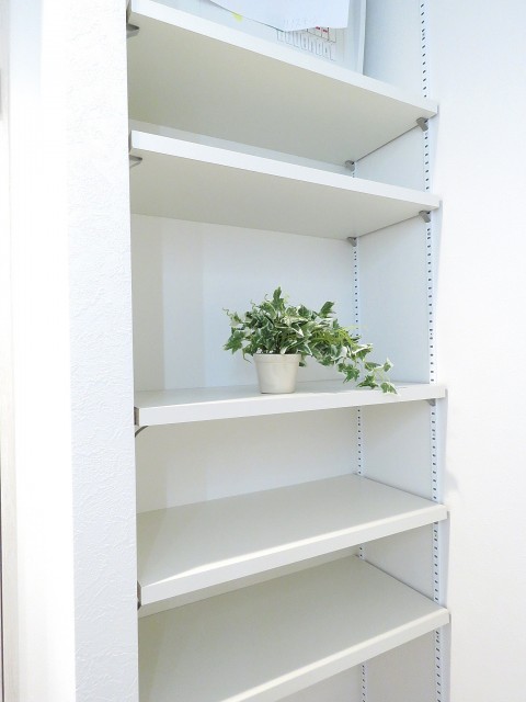 ファミールプランシェ経堂　洗面室収納