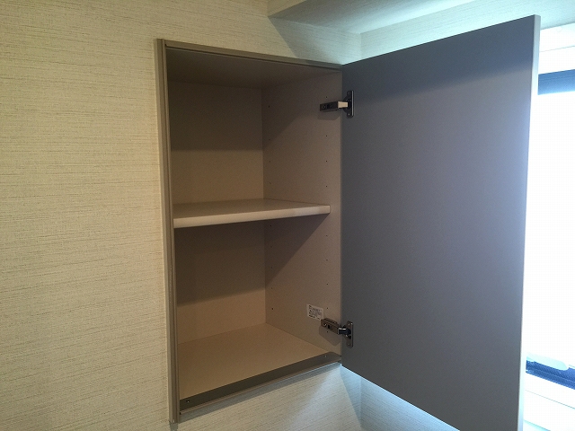 サンウッド目黒　トイレ収納