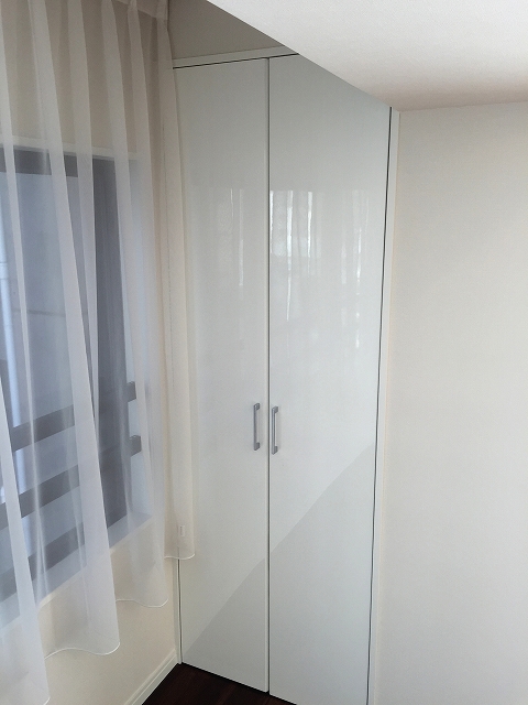 サンウッド目黒　リビングダイニングキッチン収納