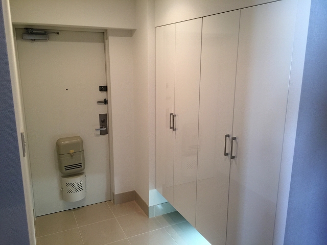 小田急目白台マンション　玄関