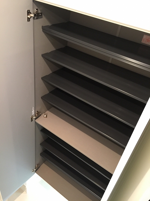 小田急目白台マンション　シューズボックス