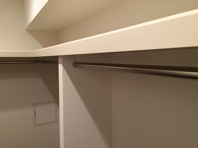 小田急目白台マンション　洋室約8帖収納