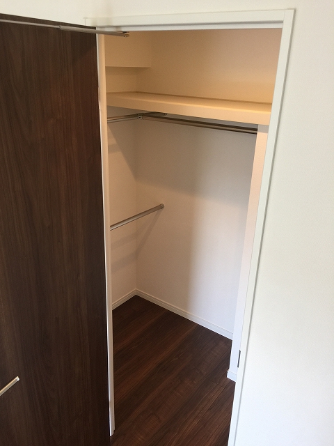 小田急目白台マンション　洋室約7帖収納
