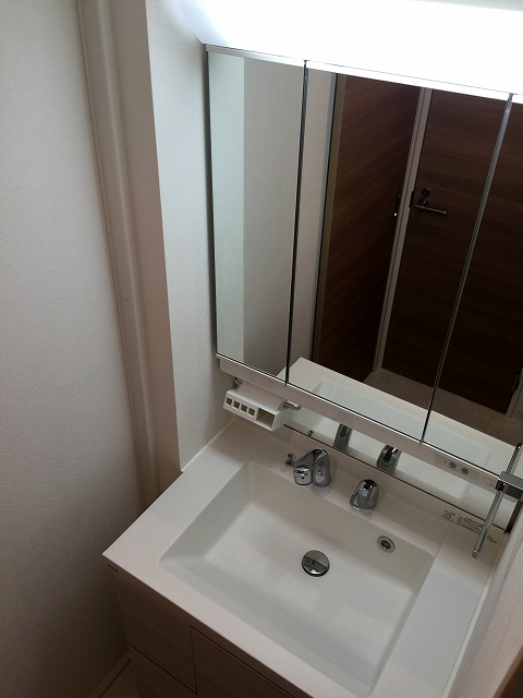 サンコート西荻窪　洗面台
