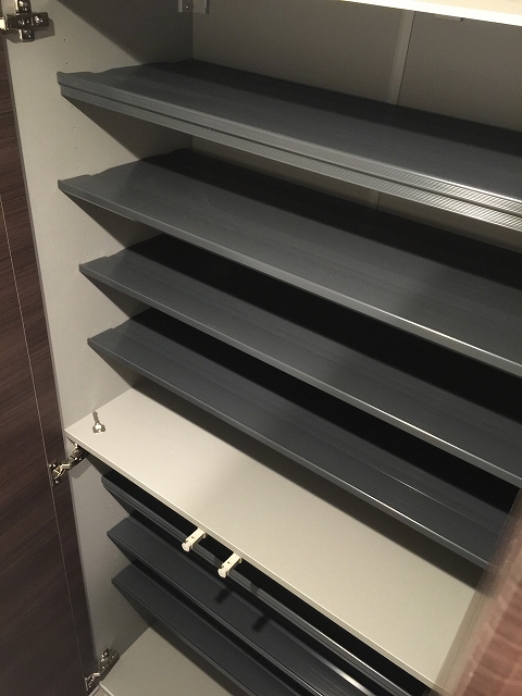 パーク・ハイム淡島　シューズボックス