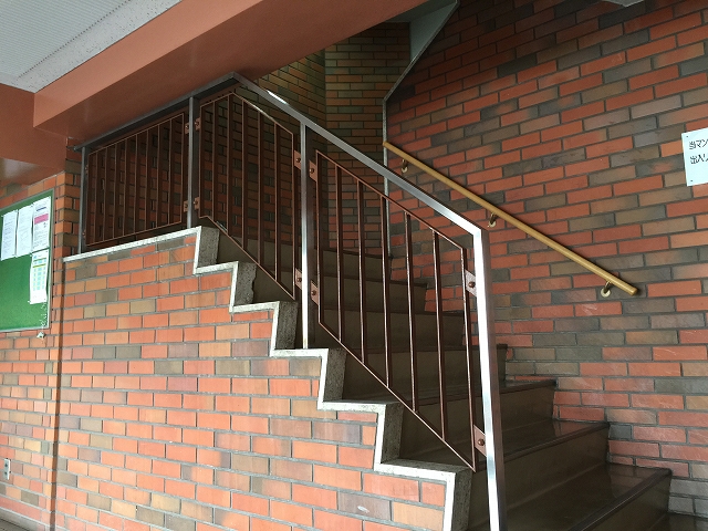 パーク・ハイム淡島　共用階段