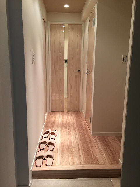 ウイング西荻南　玄関