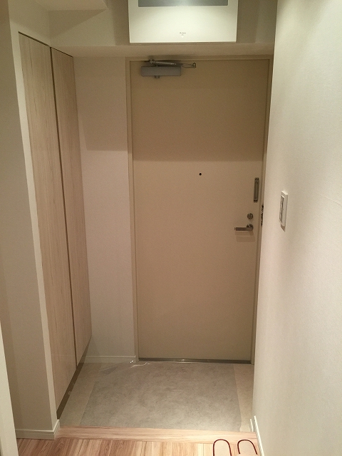 ウイング西荻南　玄関