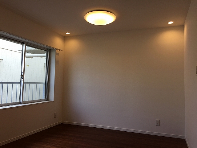 砧公園スカイハイツ　洋室約7.3帖