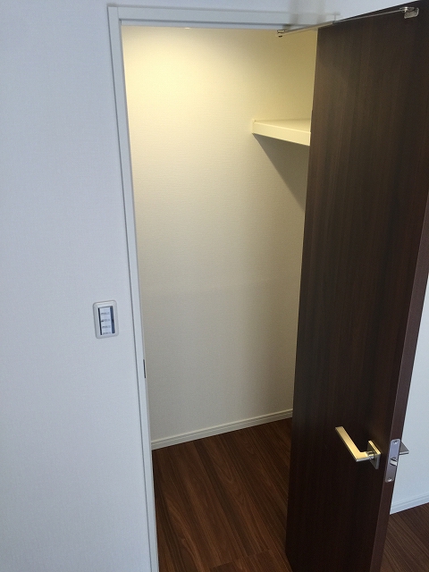 砧公園スカイハイツ　洋室約6帖収納