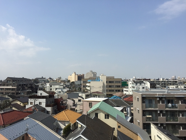 秀和清水池レジデンス　洋室約5.6帖