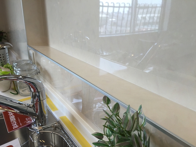 秀和清水池レジデンス　キッチン