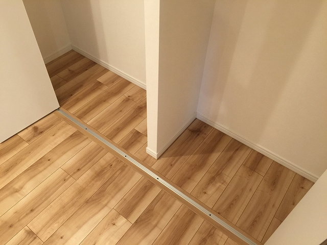 烏山南住宅　リビングダイニングキッチン収納