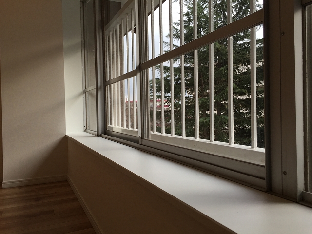 烏山南住宅　洋室約6帖