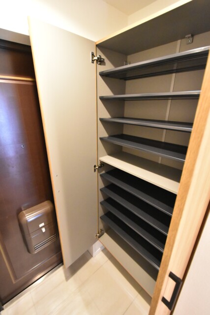 ダイアパレス目黒本町 玄関